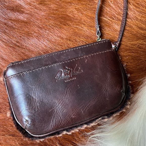 Vintage Patricia Nash Woolly Wristlet - Picture 2 of 3